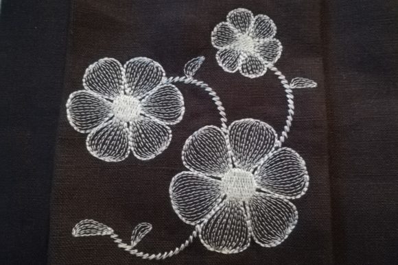 Contour Daisies: A Designer's Review for Holiday Collections